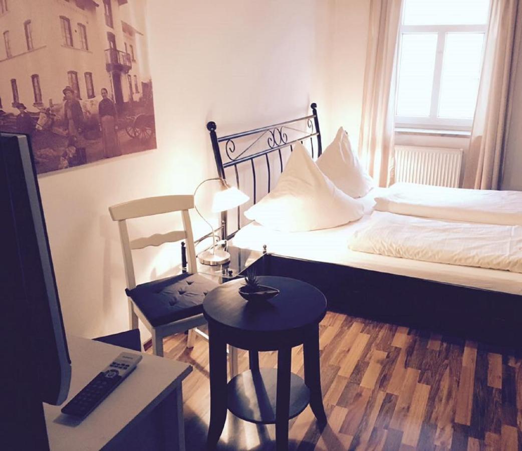 Dorfschaenke Deggendorf Hotel & Apartmenthaus & Biergarten, E-Bike-Verleih Kostenlos Eksteriør billede